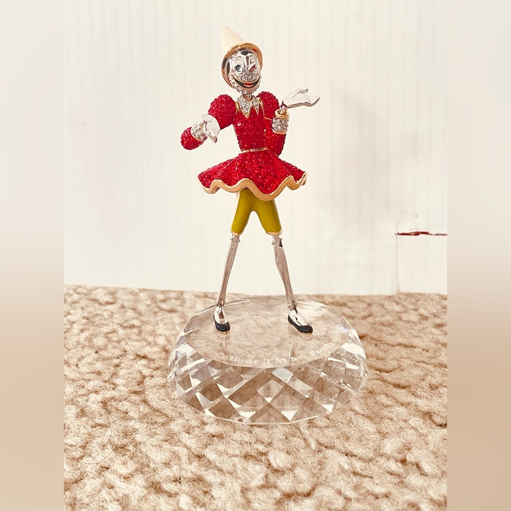 Disney Figurine with Swarovski Crystals Pinocchio Carlo Collidi Italy